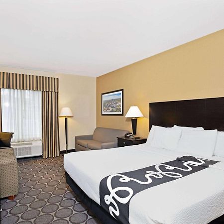 La Quinta By Wyndham Lexington South / Hamburg Hotel Екстериор снимка
